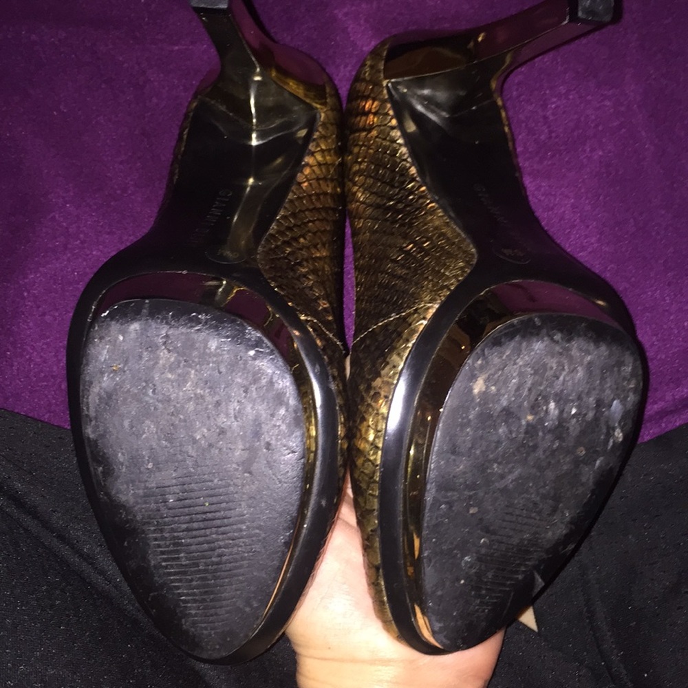 Heels - Picture 4 of 7